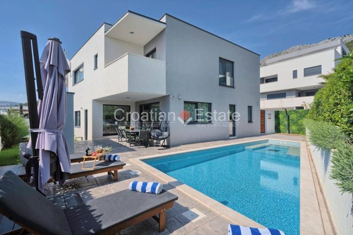 Haus zu verkaufen 293 m² – Podstrana
