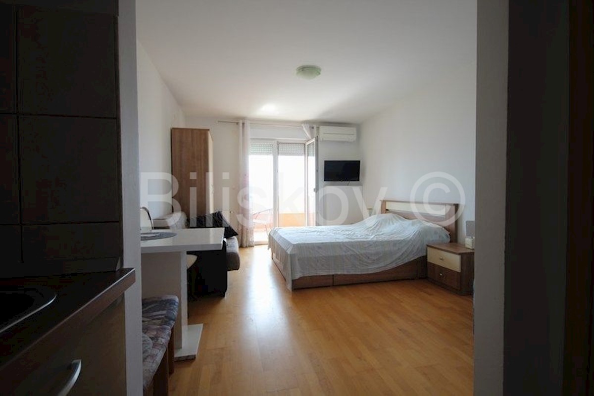 Flat For sale - SPLITSKO-DALMATINSKA DUGI RAT