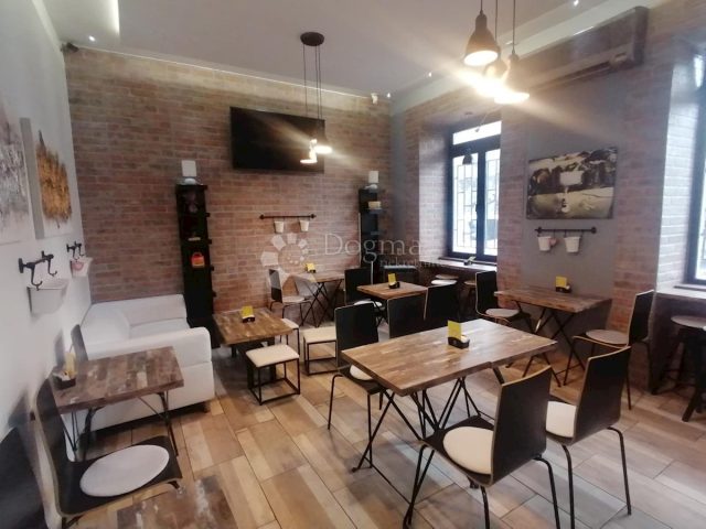 Lokal użytkowy na sprzedaż 40 m² – Banderovo