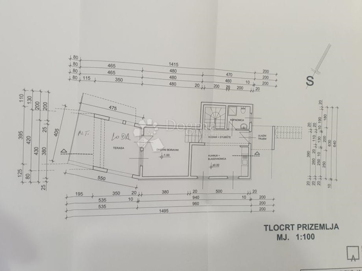 Hiša Na predaj - PRIMORSKO-GORANSKA CRIKVENICA