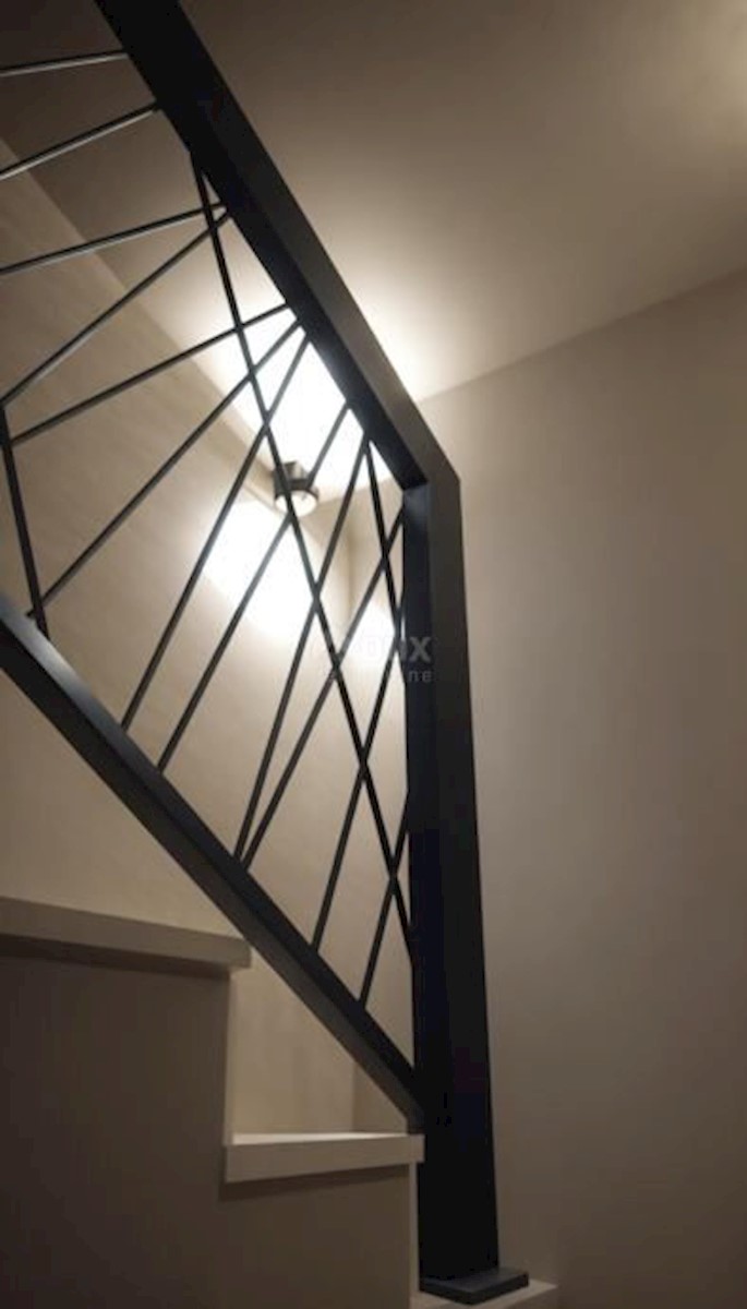 House For sale - ZADARSKA NIN