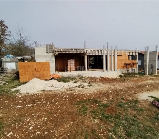 Hiša na predaj 157 m² – Sošići