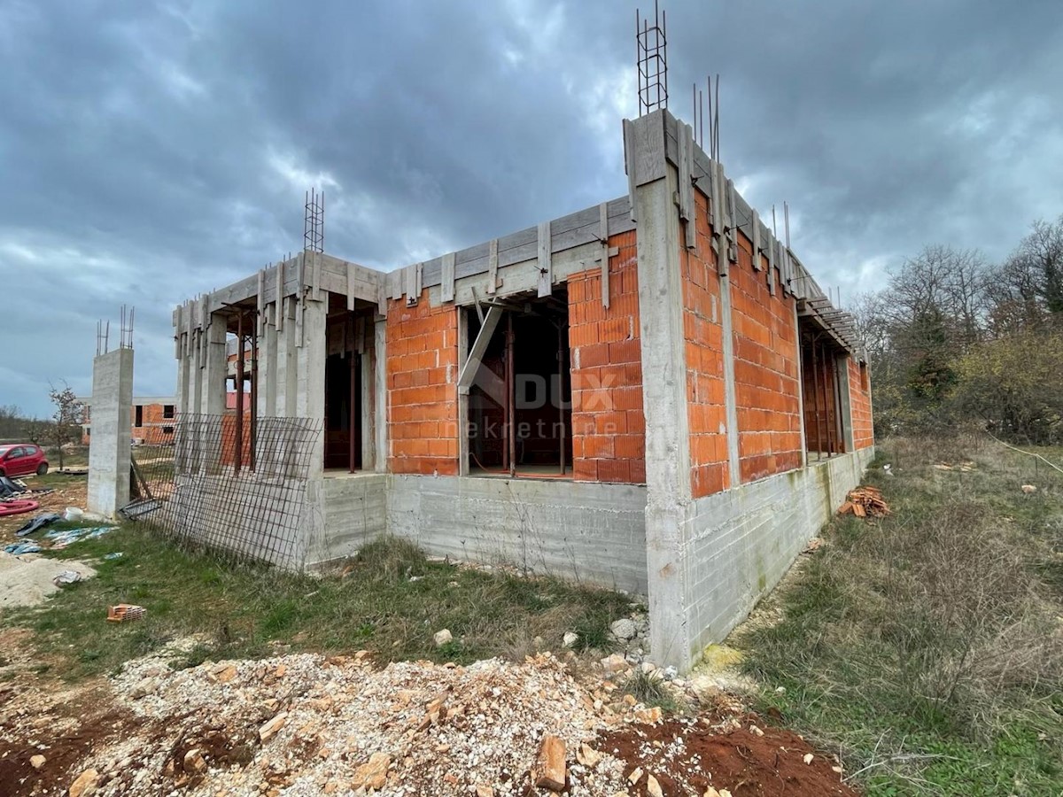 Haus Zu verkaufen - ISTARSKA KANFANAR