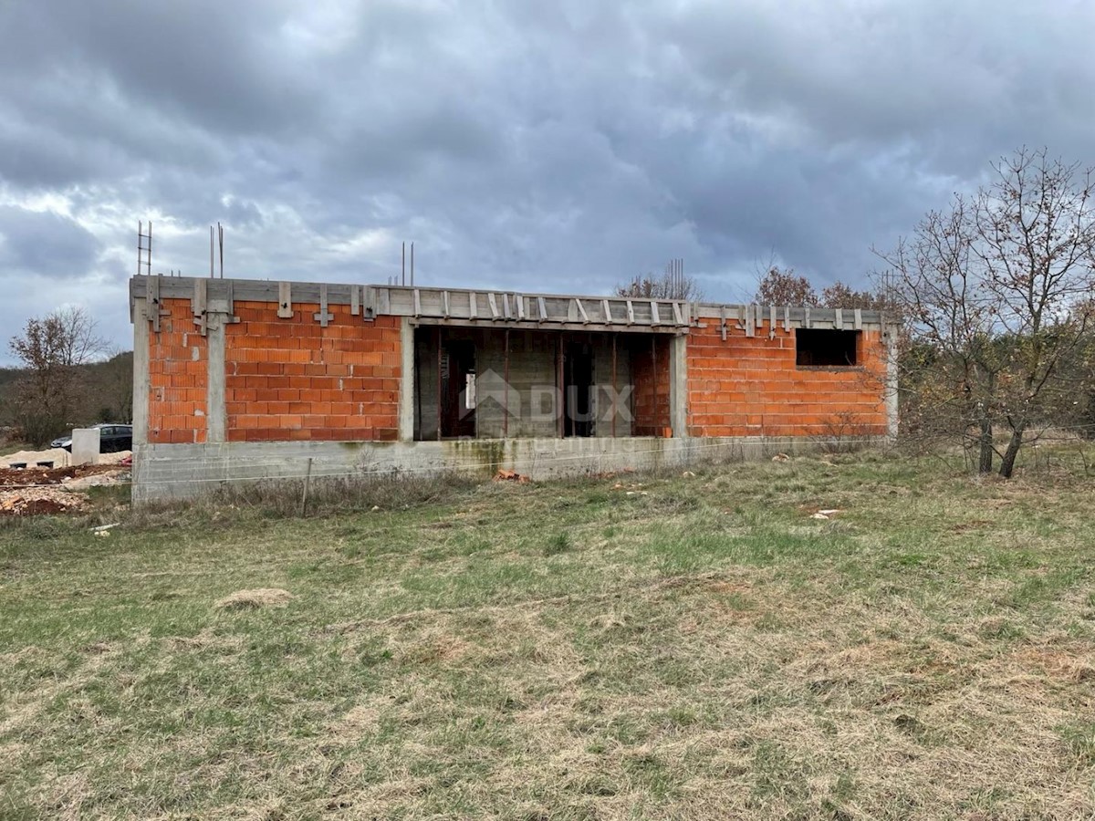 Haus Zu verkaufen - ISTARSKA KANFANAR