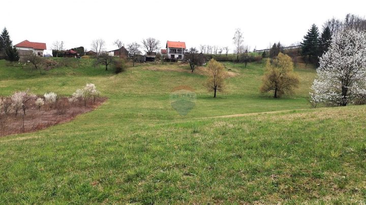Terreno in vendita 1964 m² – Gornji Dragonožec