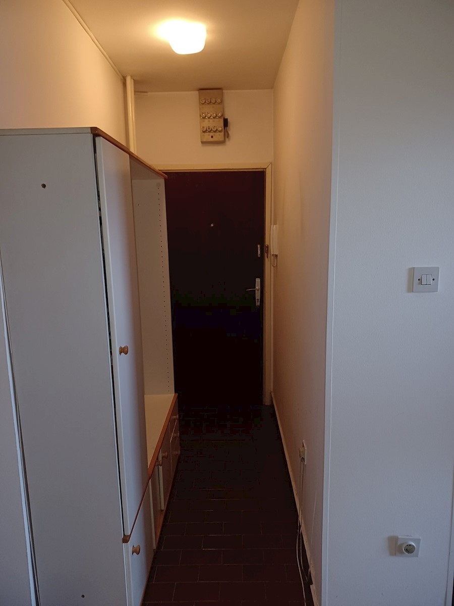 Appartement À vendre - OSJEČKO-BARANJSKA OSIJEK