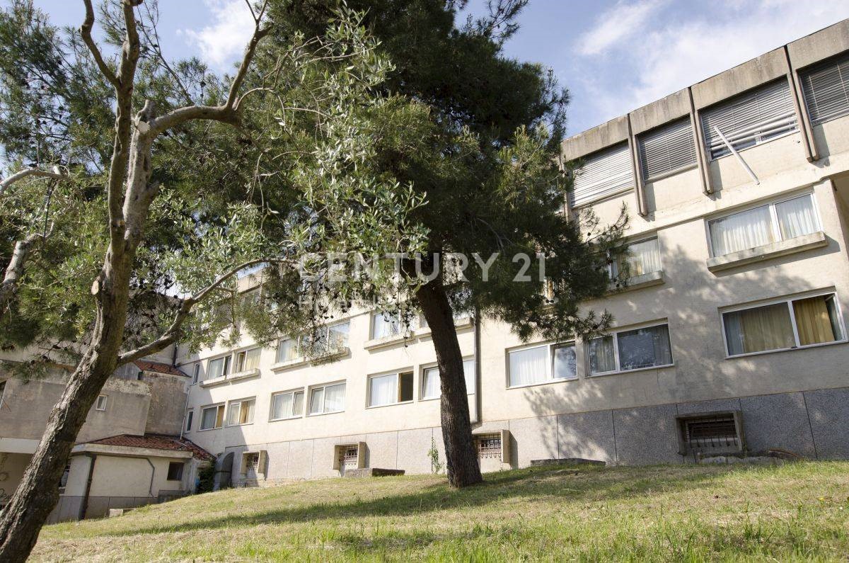 Business premises For sale - ISTARSKA UMAG