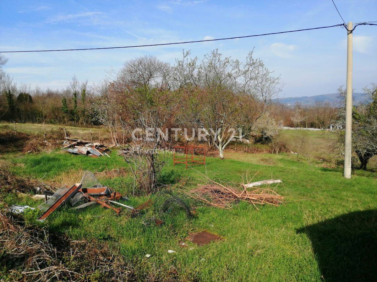 Land For sale - ISTARSKA KAROJBA