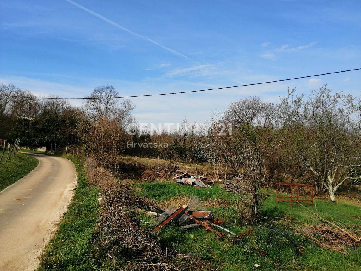 Land For sale - ISTARSKA KAROJBA