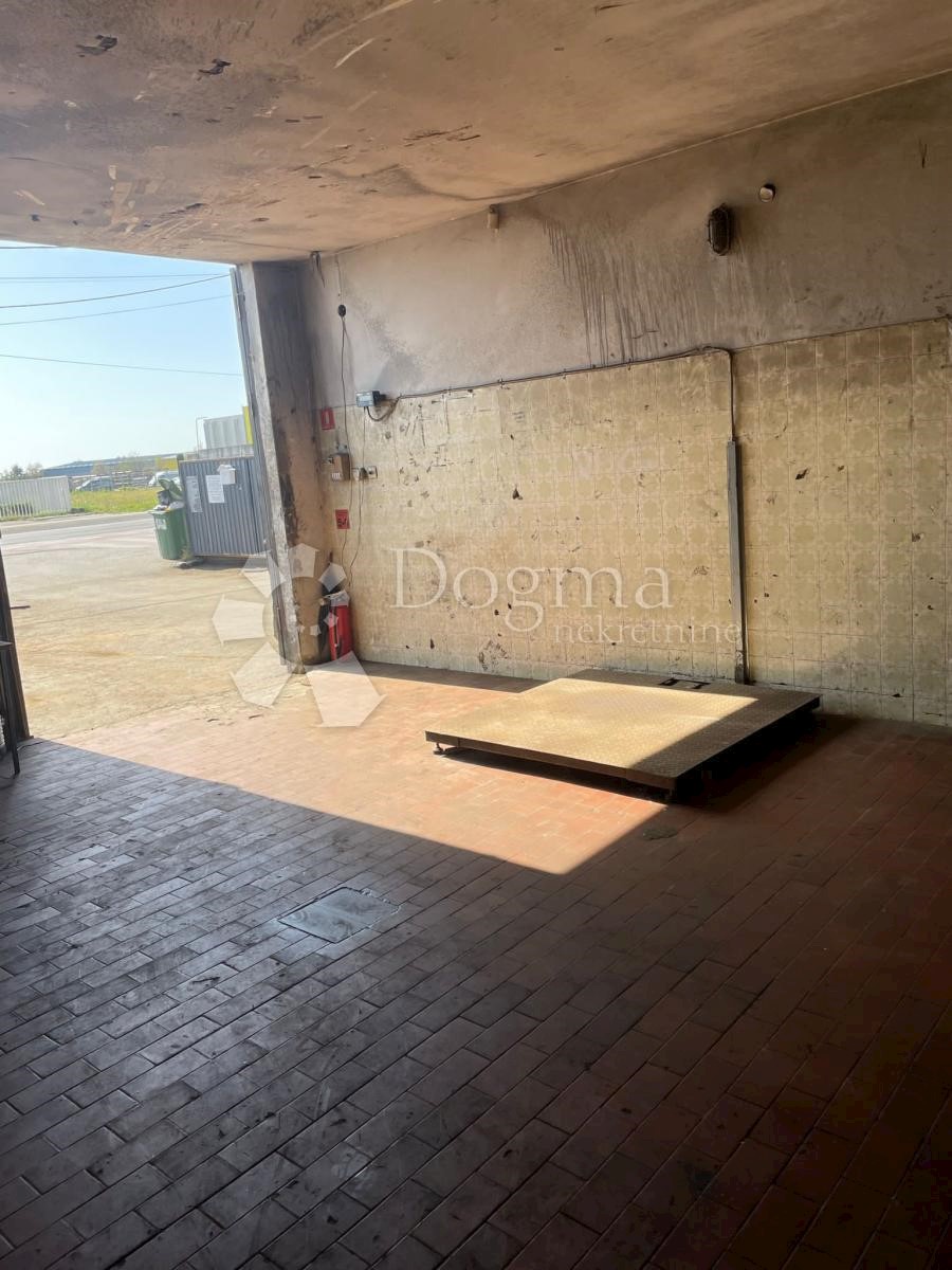 Komerční Na prodej - ZAGREBAČKA STUPNIK