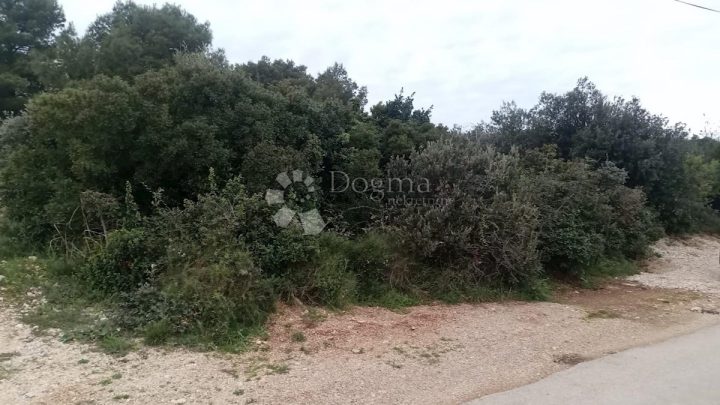 Terrain à vendre 712 m² – Tisno