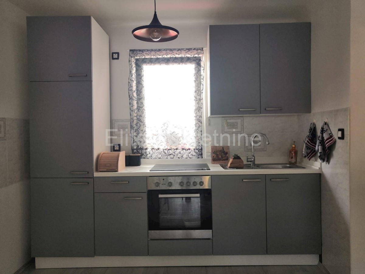 Flat For rent - PRIMORSKO-GORANSKA LOVRAN