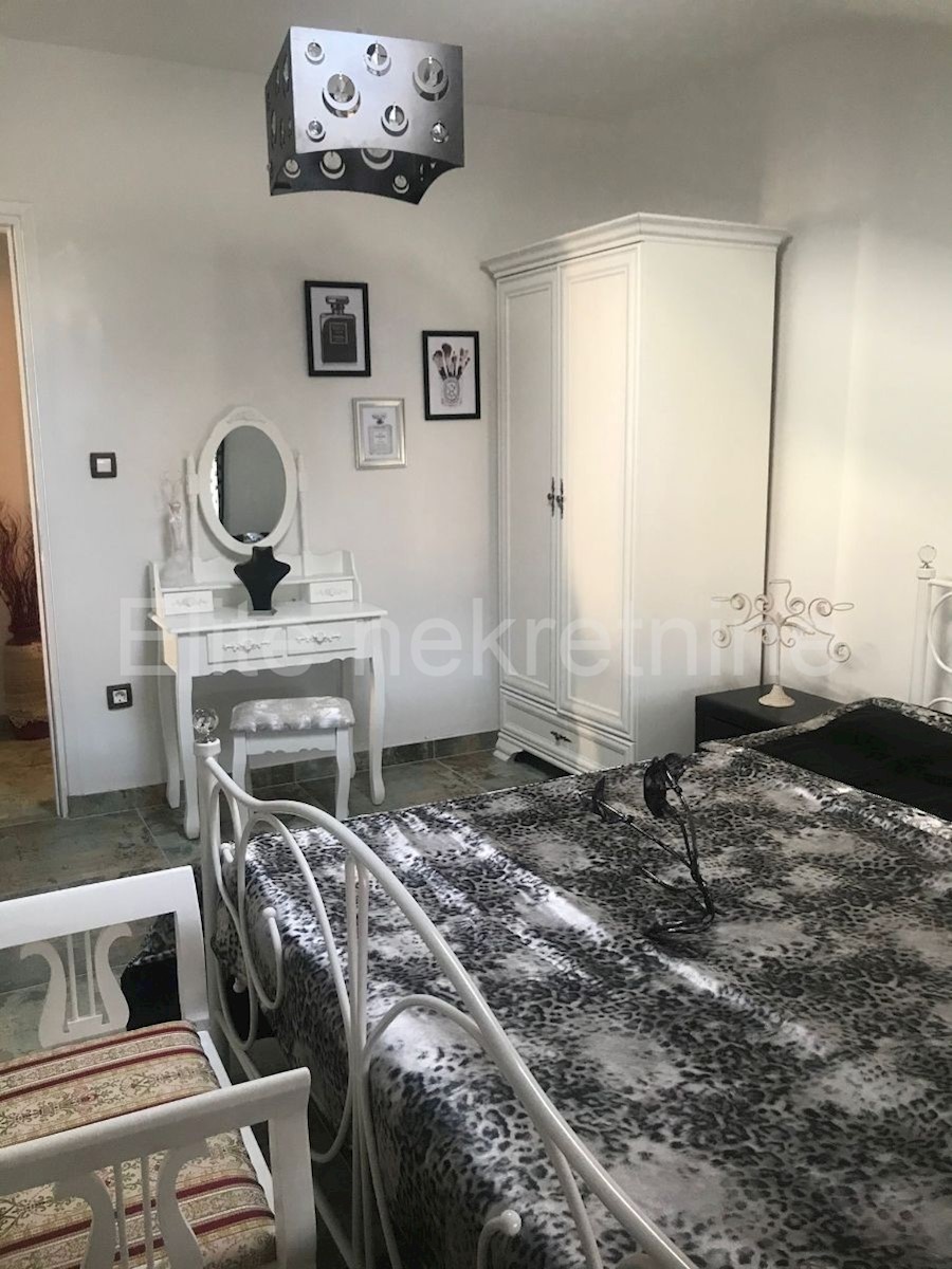 Flat For rent - PRIMORSKO-GORANSKA LOVRAN