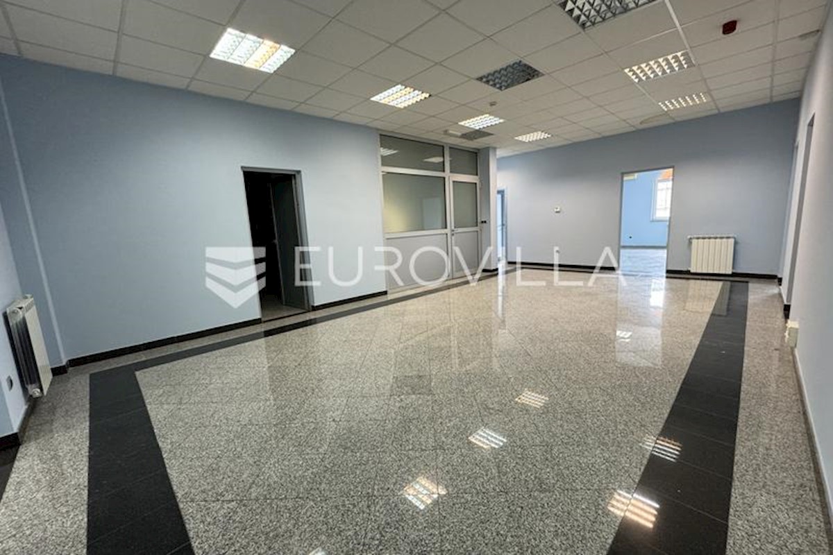 Business premises For rent - PRIMORSKO-GORANSKA BAKAR