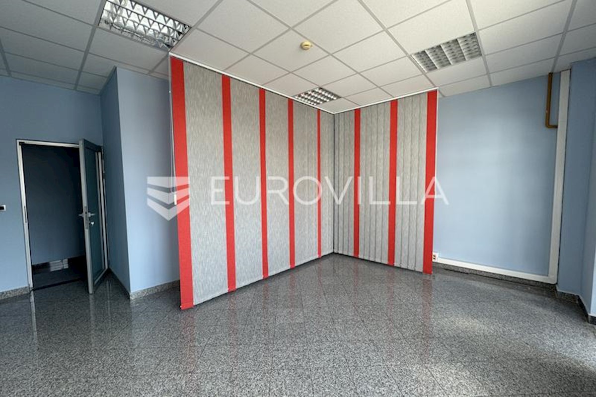 Business premises For rent - PRIMORSKO-GORANSKA BAKAR