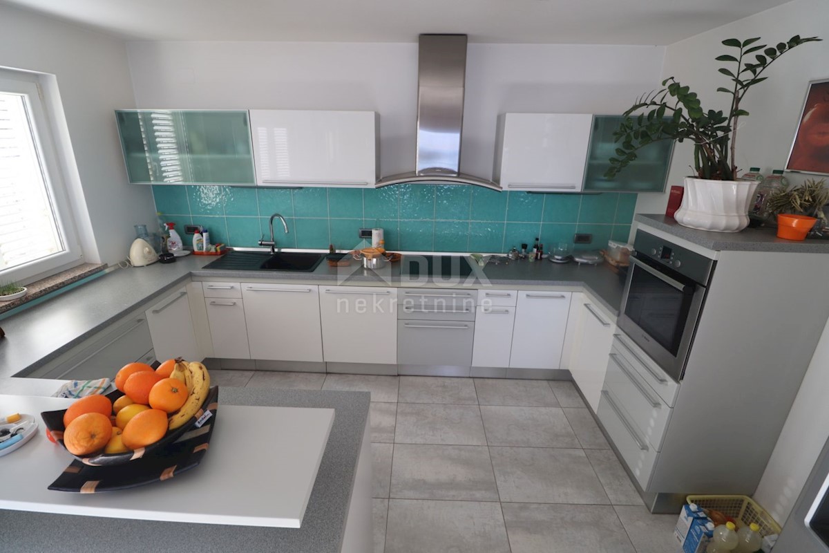 Flat For sale - PRIMORSKO-GORANSKA LOVRAN