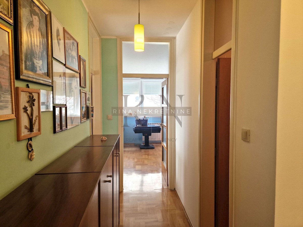 Apartma Na predaj - GRAD ZAGREB ZAGREB