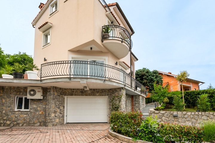Casa in vendita 400 m² – Matulji