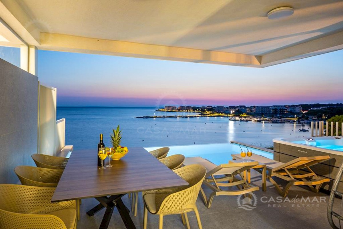 Erste Reihe am Meer Kroatien - Apartment Zu verkaufen PAG
