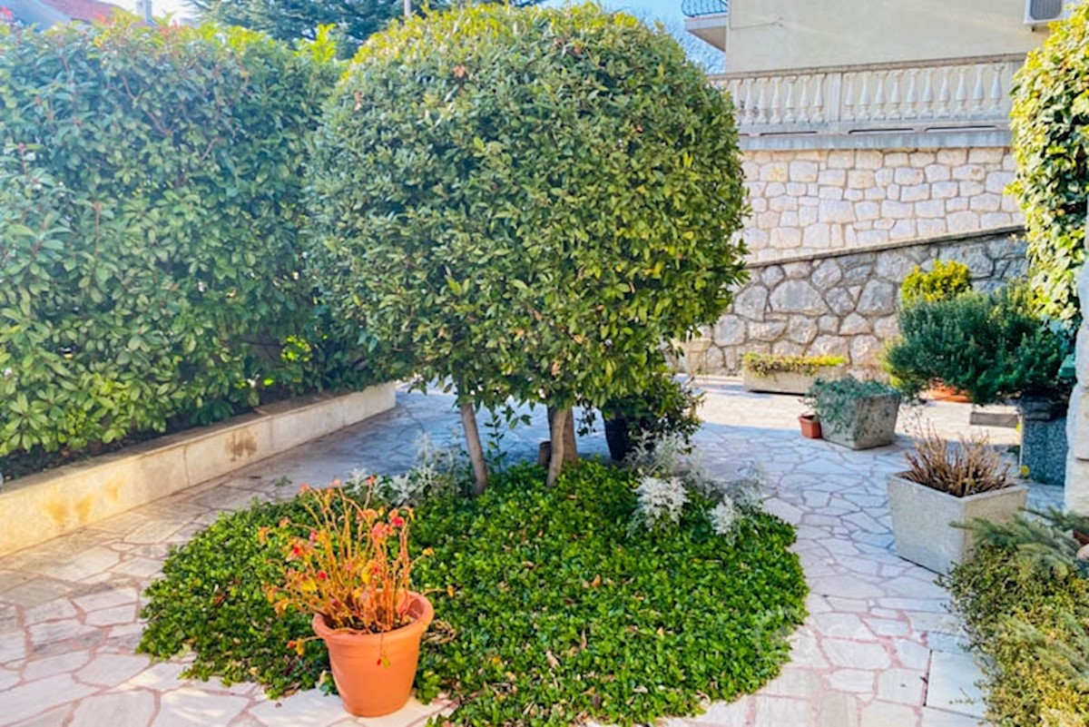 House For sale - PRIMORSKO-GORANSKA NOVI VINODOLSKI
