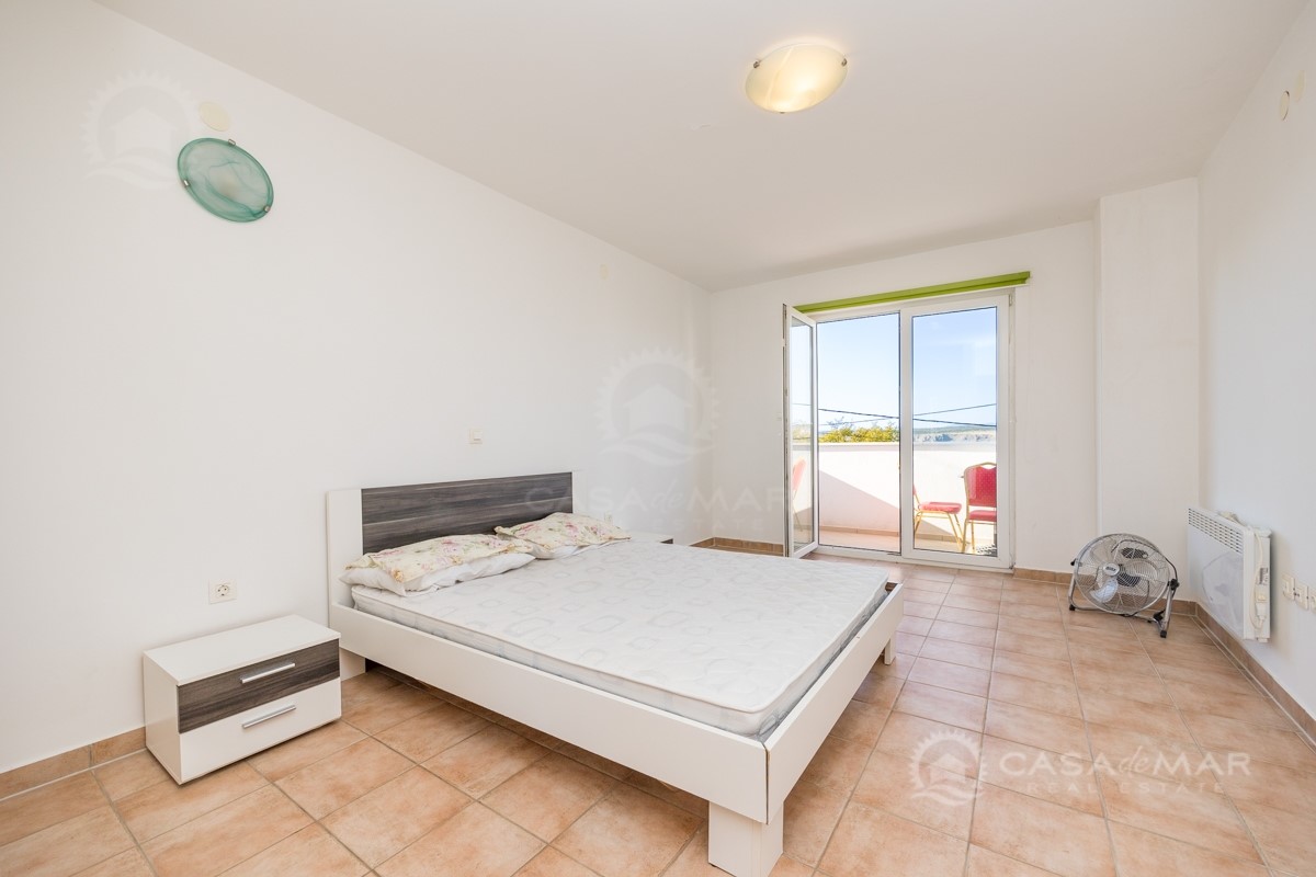 Apartma Na predaj - PRIMORSKO-GORANSKA CRIKVENICA