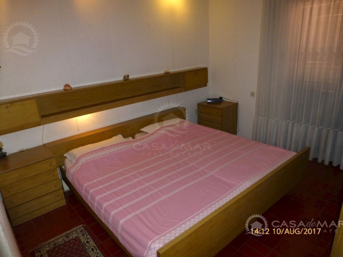 Dom Na predaj - PRIMORSKO-GORANSKA CRIKVENICA