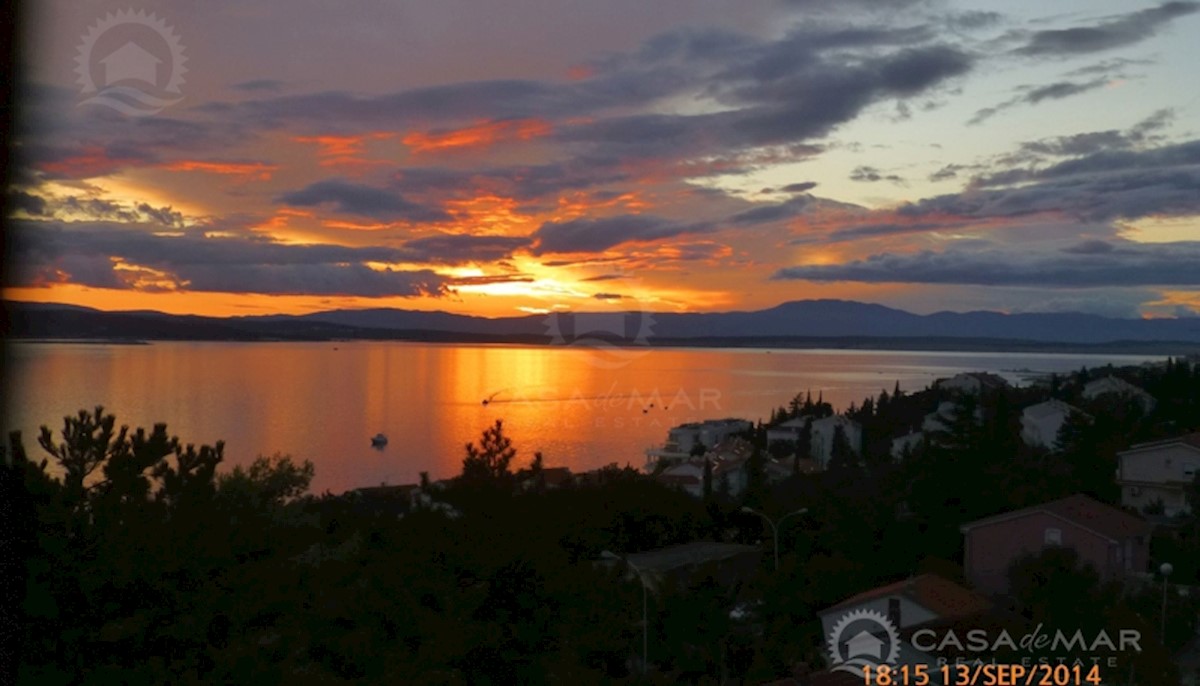 Dom Na predaj - PRIMORSKO-GORANSKA CRIKVENICA