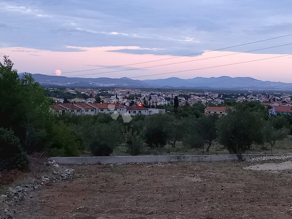 Grundstück Zu verkaufen - ŠIBENSKO-KNINSKA VODICE