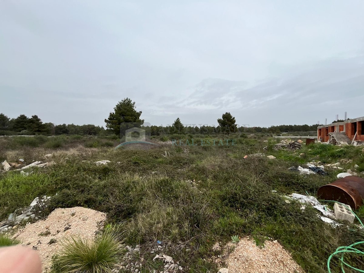 Land For sale - ŠIBENSKO-KNINSKA VODICE