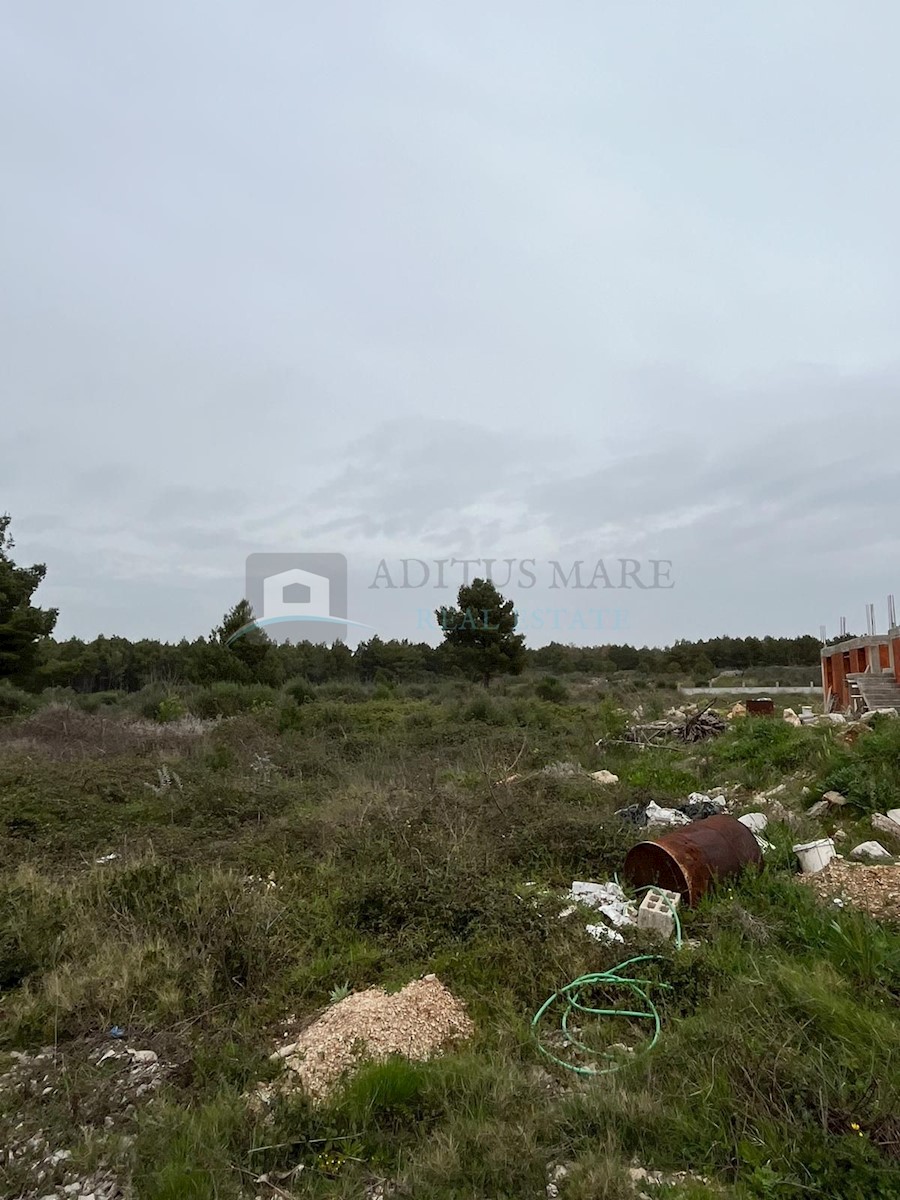 Land For sale - ŠIBENSKO-KNINSKA VODICE