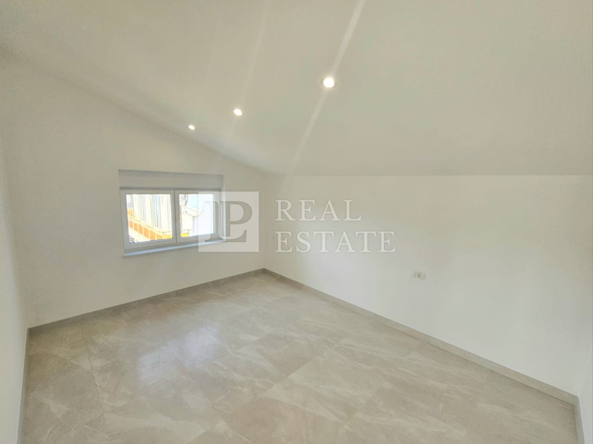 Appartement À vendre - PRIMORSKO-GORANSKA CRIKVENICA