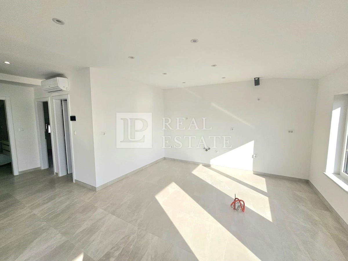 Appartement À vendre - PRIMORSKO-GORANSKA CRIKVENICA