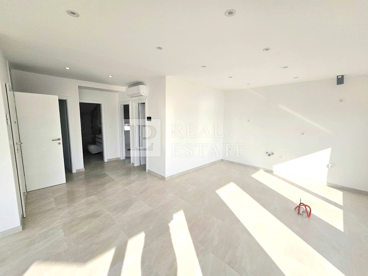 Appartement À vendre - PRIMORSKO-GORANSKA CRIKVENICA