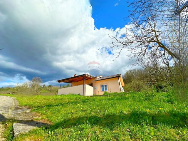 Kuća na prodaju 51 m² – Juradi