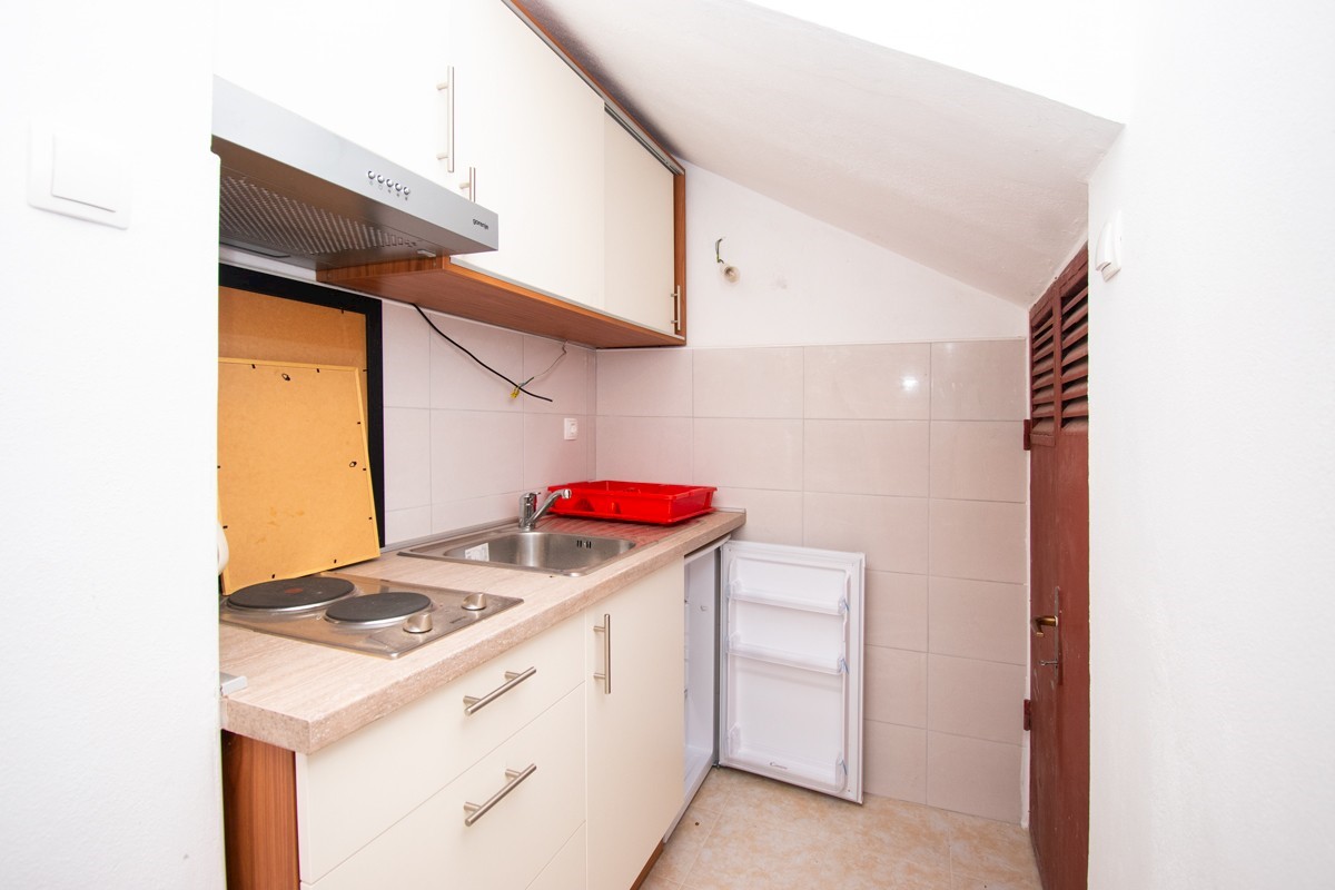 Appartement À louer - ŠIBENSKO-KNINSKA ŠIBENIK