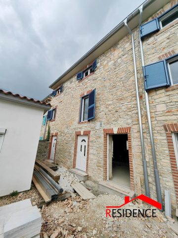 Casa In vendita - Istarska Svetvinčenat - foto 3/8