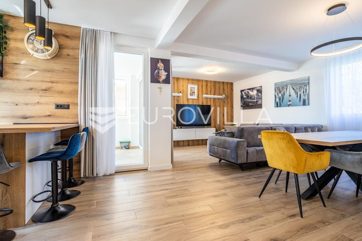 Apartma Na predaj - SPLITSKO-DALMATINSKA KAŠTELA