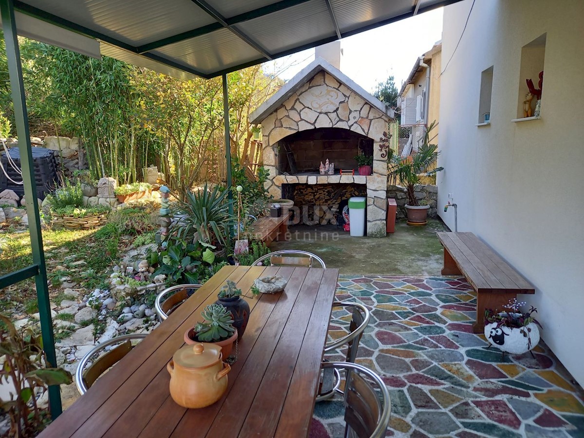 Haus Zu verkaufen - ŠIBENSKO-KNINSKA ŠIBENIK
