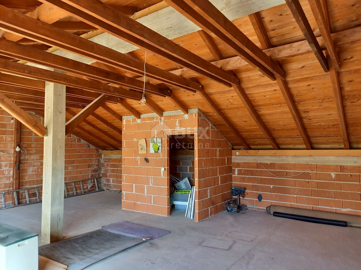 Haus Zu verkaufen - ŠIBENSKO-KNINSKA ŠIBENIK
