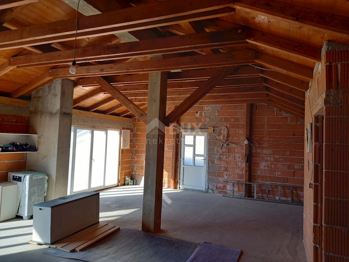 Haus Zu verkaufen - ŠIBENSKO-KNINSKA ŠIBENIK