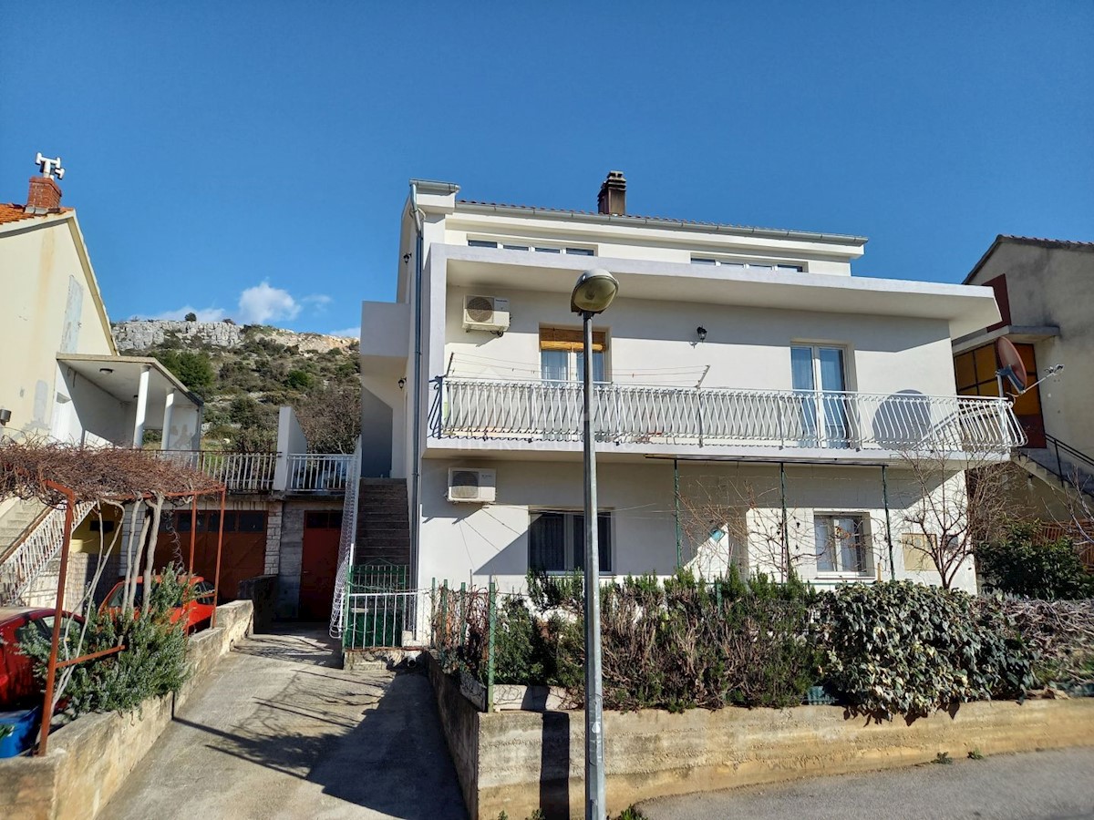 Haus Zu verkaufen - ŠIBENSKO-KNINSKA ŠIBENIK