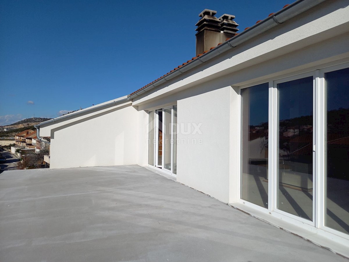 Haus Zu verkaufen - ŠIBENSKO-KNINSKA ŠIBENIK