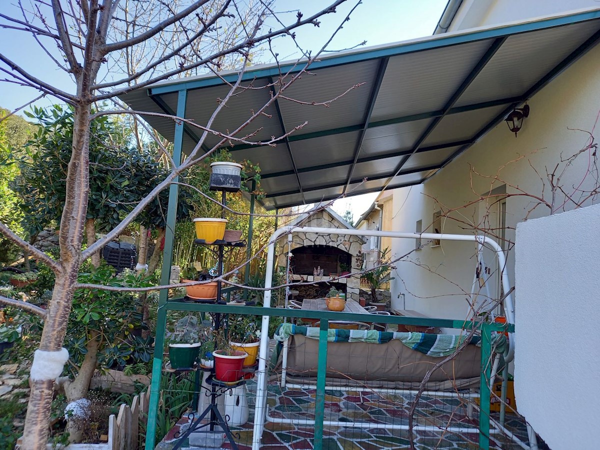 Haus Zu verkaufen - ŠIBENSKO-KNINSKA ŠIBENIK