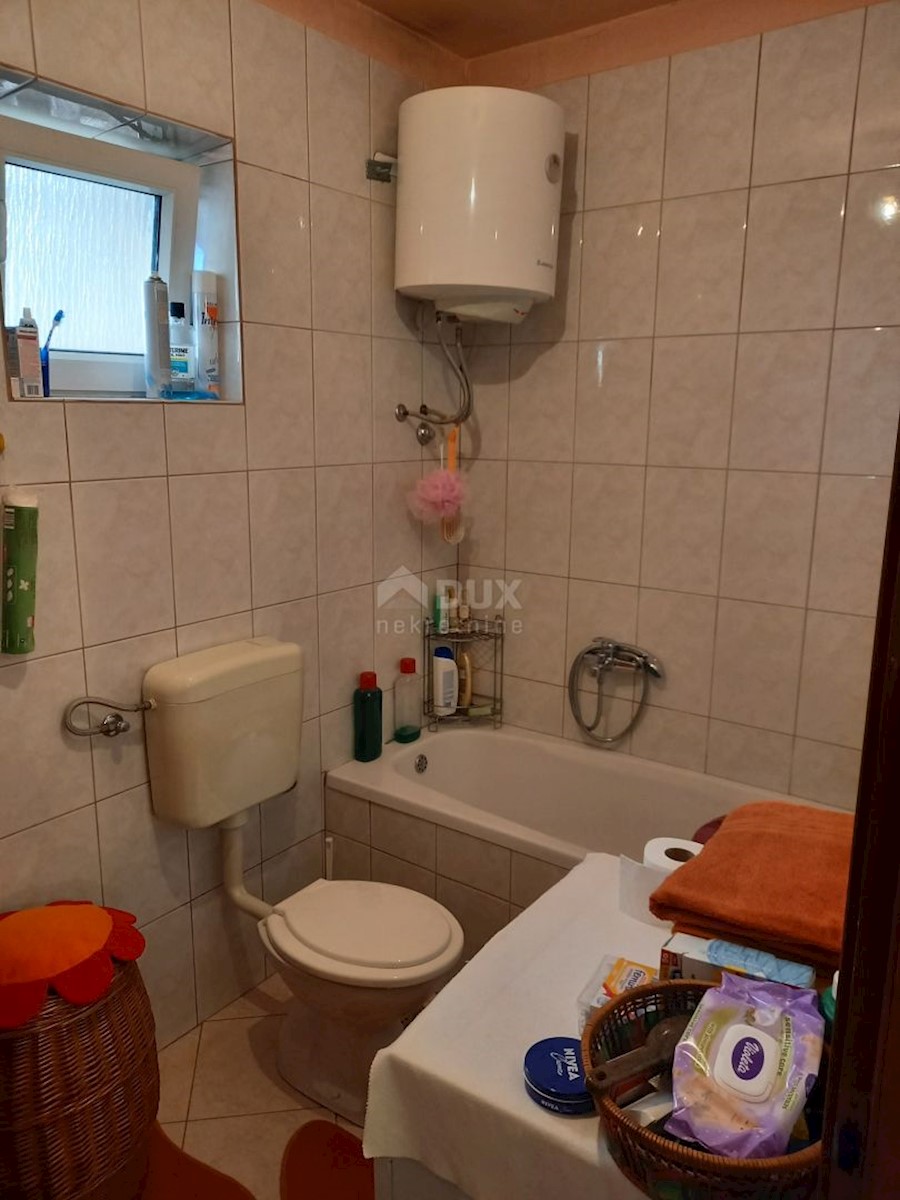 Haus Zu verkaufen - ŠIBENSKO-KNINSKA ŠIBENIK