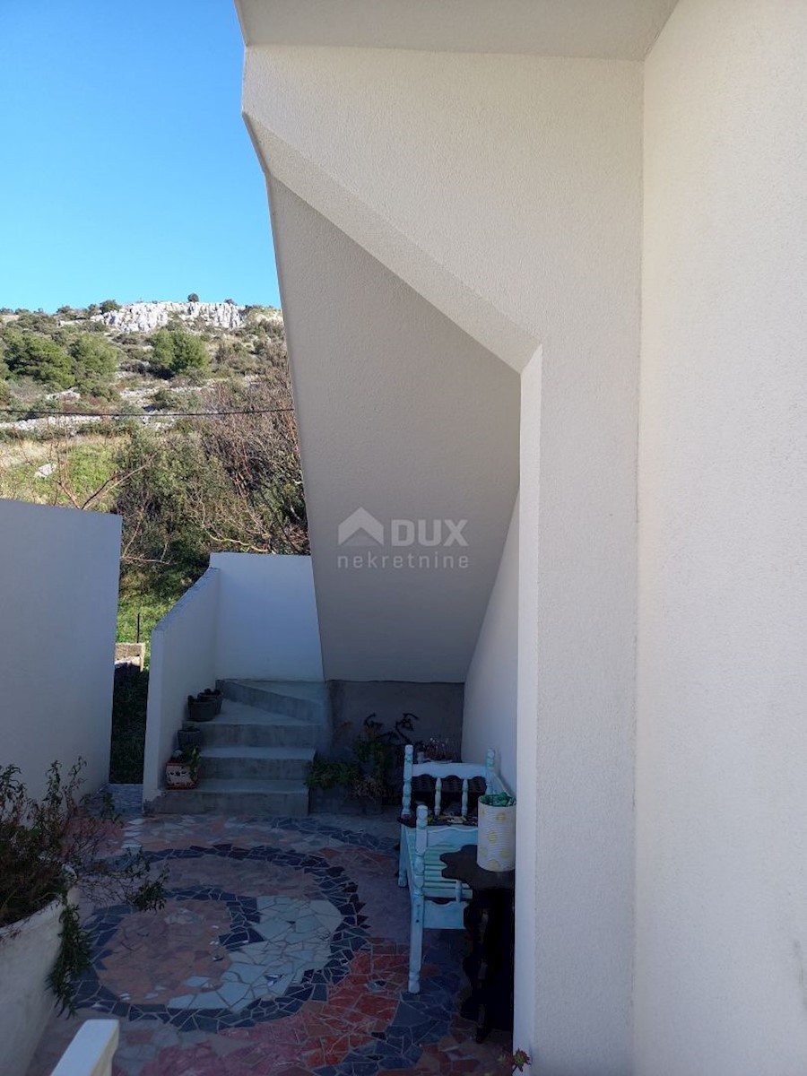 Haus Zu verkaufen - ŠIBENSKO-KNINSKA ŠIBENIK