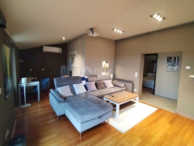 Kuća na prodaju 427 m² – Pula