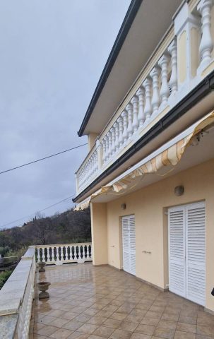 Dom na predaj 300 m² – Dramalj