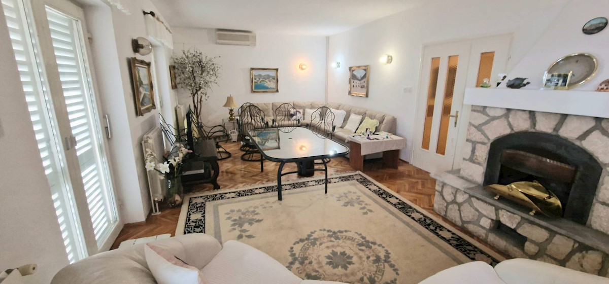 Casa In vendita - PRIMORSKO-GORANSKA CRIKVENICA