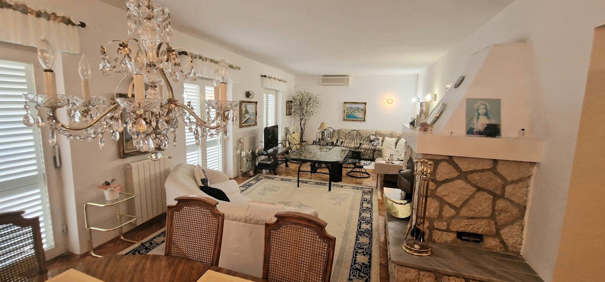 Casa In vendita - PRIMORSKO-GORANSKA CRIKVENICA