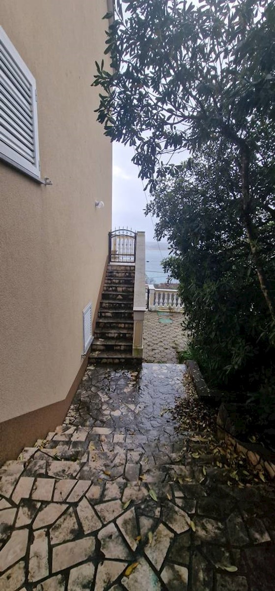 Dom Na predaj - PRIMORSKO-GORANSKA Crikvenica
